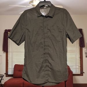 TrueCraft Green Short Sleeve Button Down (M)
